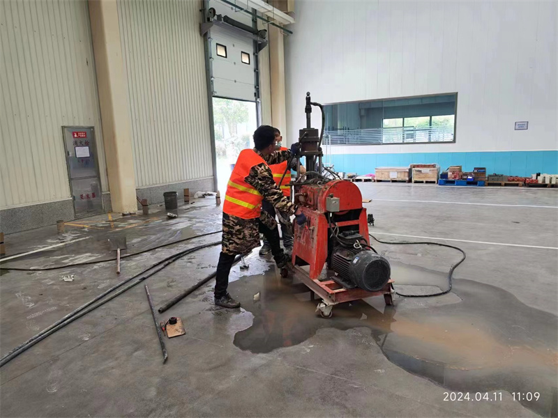 虎门港管委会厂房地面下沉塌陷注浆加固施工